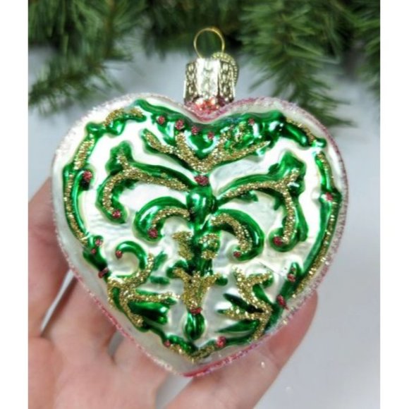 Green Heart Retired Old World Christmas Ornament - Picture 2 of 4
